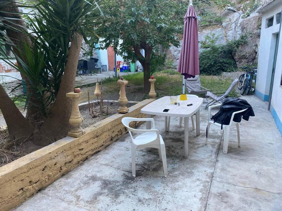 Appt 4 Pers Avec Jardin Ombrage En Centre Ville De Sète Extérieur photo